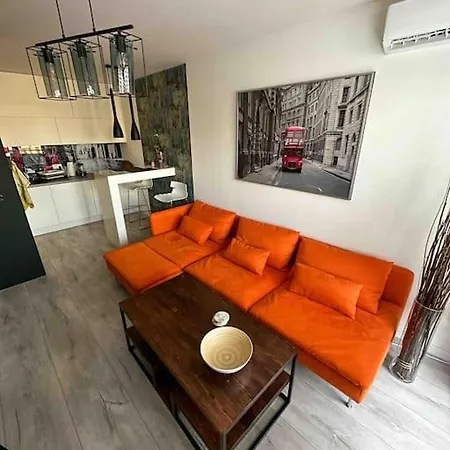 Przestronna I Jasna Kawalerka Z Balkonem Wrocław